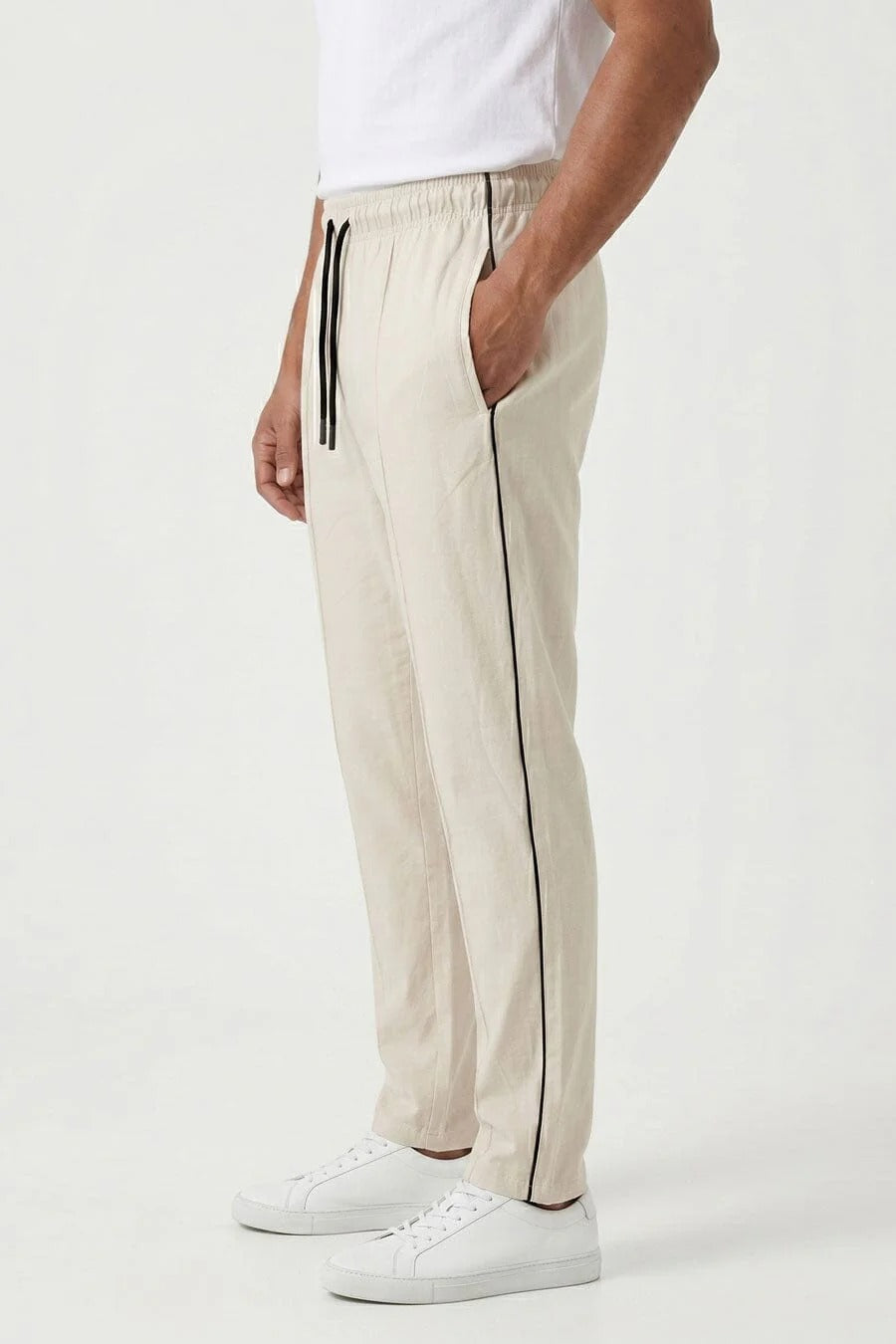 Men's Contrast Piping Pleated Trousers
